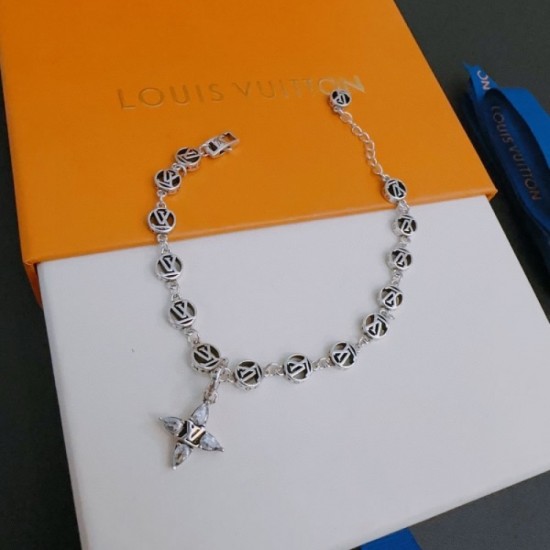 Luxurious super low price bracelet 2023SS LOUIS VUITTON Louis Vuitton Luxurious super low price bracelet 2023SS LOUIS VUITTON Louis Vuitton